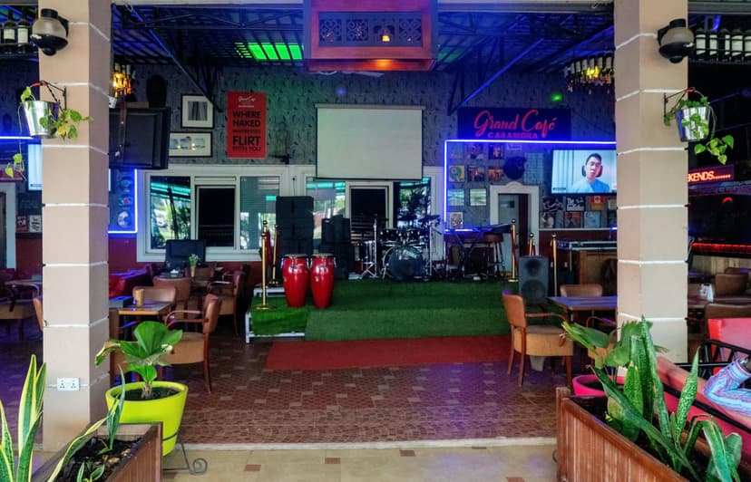 Grand Cafe Lounge Restaurant